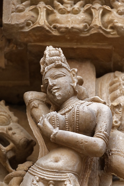 Khajuraho-Varmara temple-007